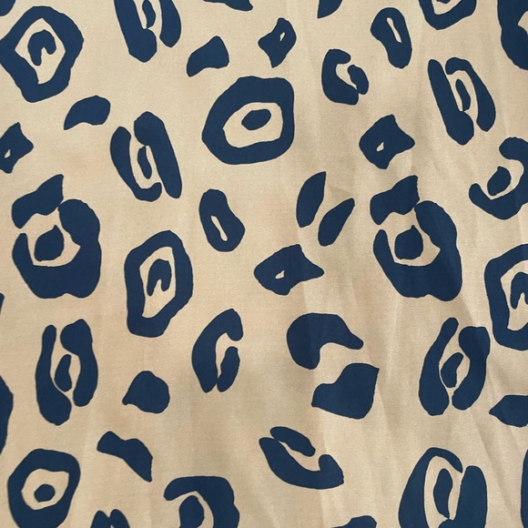 Who What Wear Leopard Print Blouse - Picture 7 of 8